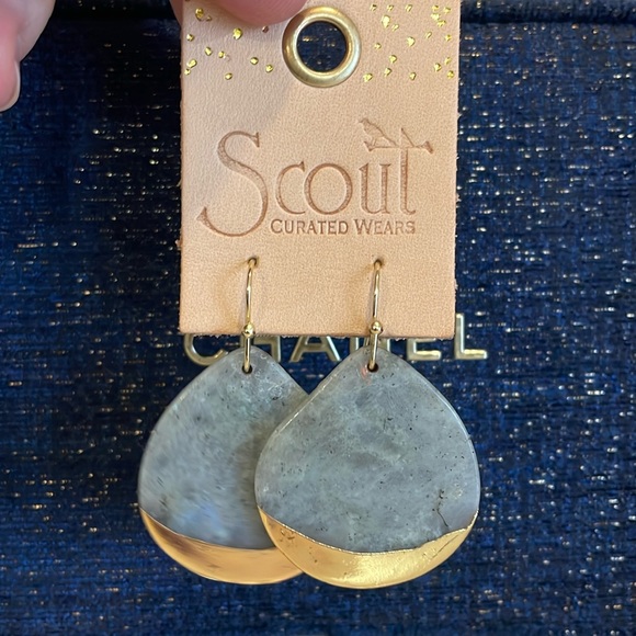 NWT Scout Curated Wears Stone Dipped Gold Earrings - Picture 3 of 7